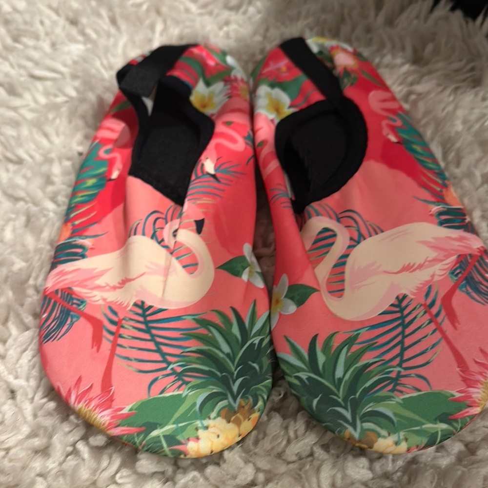 Flamingo Print Water Shoes